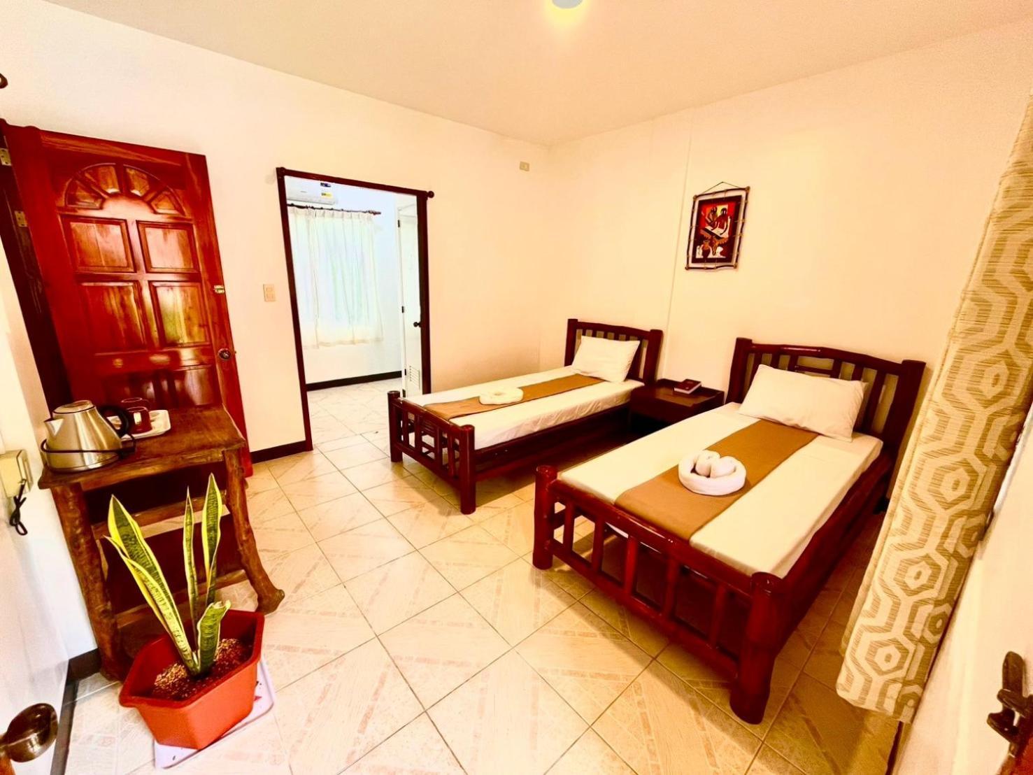 Chiisai Natsu Resort Bolod  Eksteriør billede